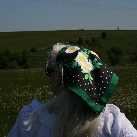 The Daisy Natural Silk Scarf: A Floral Tradition in Fashion